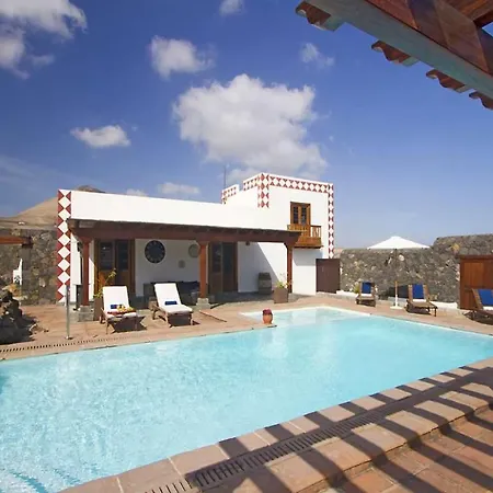 Puerto Del Carmen Sleeps 10 Pool Wifi Вилла *